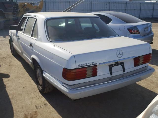 WDBCA35D6KA439187 - 1989 MERCEDES-BENZ 420 SEL WHITE photo 3