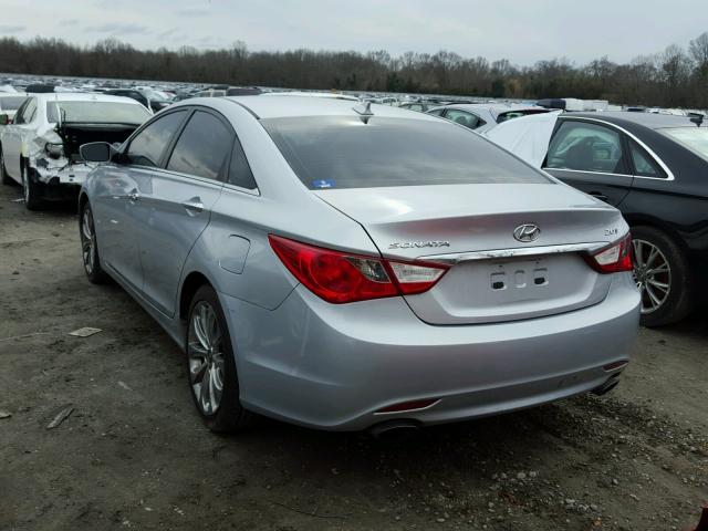 5NPEC4AB8CH329217 - 2012 HYUNDAI SONATA SE SILVER photo 3