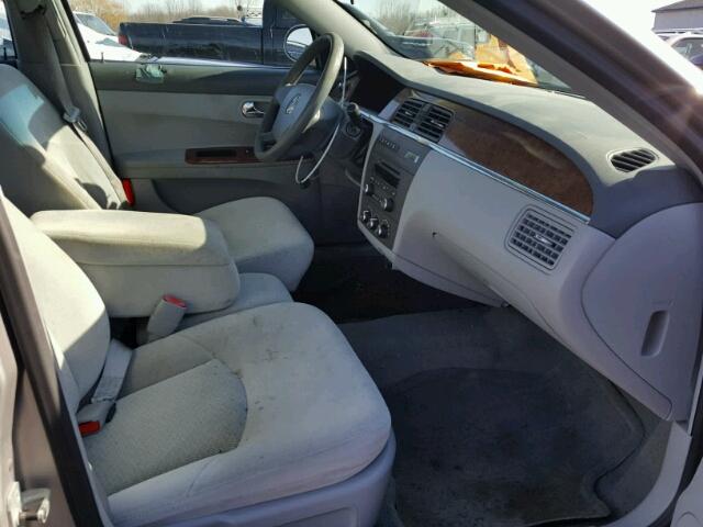 2G4WC582061163230 - 2006 BUICK LACROSSE C SILVER photo 5