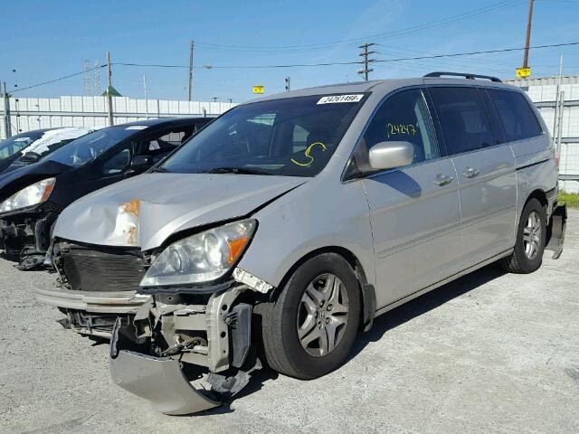 5FNRL38705B008920 - 2005 HONDA ODYSSEY EX SILVER photo 2