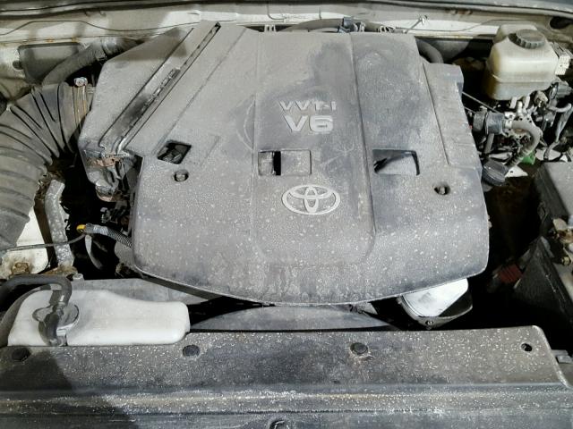 JTEBU14R750073249 - 2005 TOYOTA 4RUNNER SR WHITE photo 7