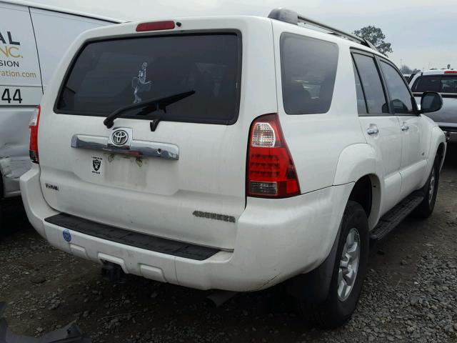 JTEZU14R278085330 - 2007 TOYOTA 4RUNNER SR WHITE photo 4