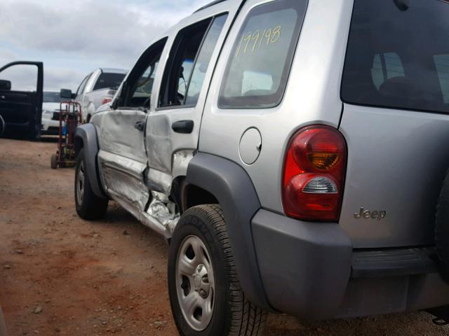 1J4GK48K83W578283 - 2003 JEEP LIBERTY SP SILVER photo 10