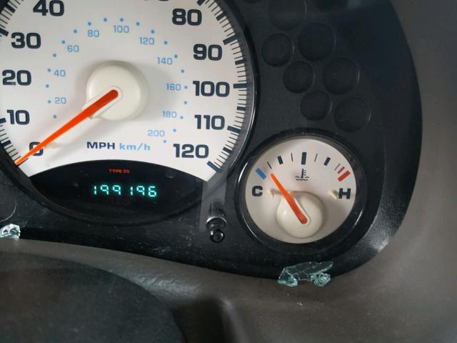 1J4GK48K83W578283 - 2003 JEEP LIBERTY SP SILVER photo 8