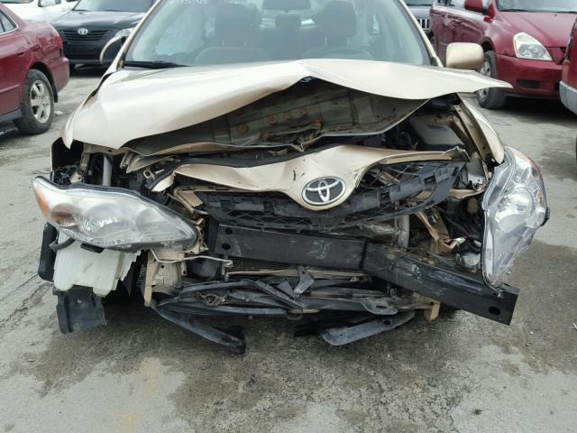 2T1BU4EE8BC748657 - 2011 TOYOTA COROLLA BA GOLD photo 7