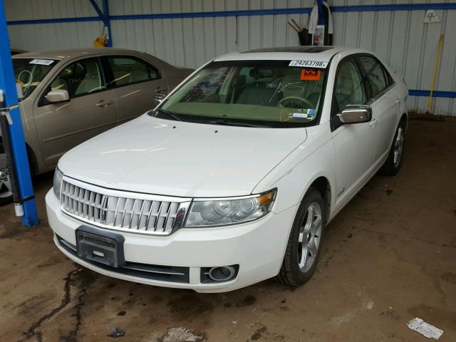 3LNHM28T58R634817 - 2008 LINCOLN MKZ WHITE photo 2