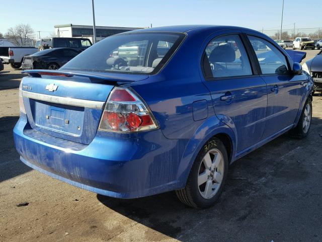 KL1TD56658B122905 - 2008 CHEVROLET AVEO BASE BLUE photo 4
