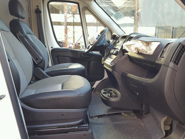 3C6TRVDG6HE518194 - 2017 RAM PROMASTER WHITE photo 5