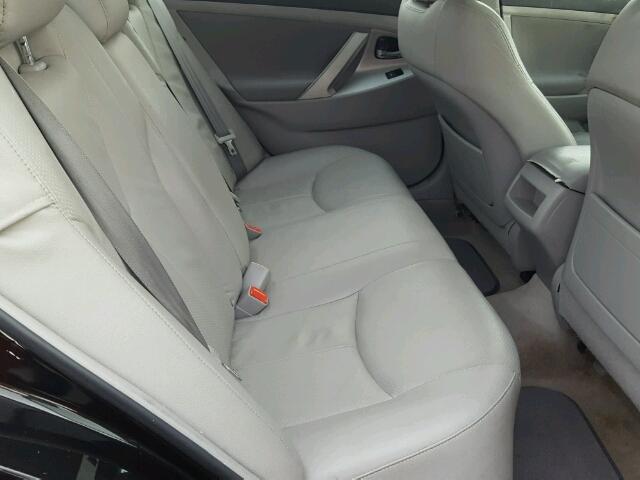 4T1BF3EK7BU177977 - 2011 TOYOTA CAMRY SE BLACK photo 6