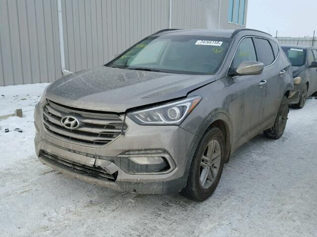 5NMZUDLB8HH048003 - 2017 HYUNDAI SANTA FE S GRAY photo 2