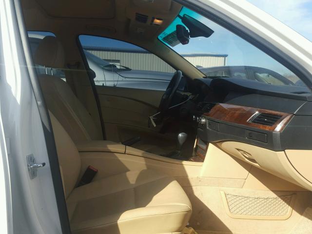 WBANE535X7CW65828 - 2007 BMW 525 I WHITE photo 5