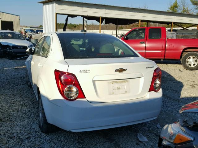 1G1JA5SH4F4215618 - 2015 CHEVROLET SONIC LS WHITE photo 3