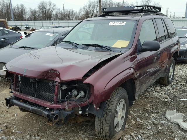 1GNDT13S662292916 - 2006 CHEVROLET TRAILBLAZE MAROON photo 2