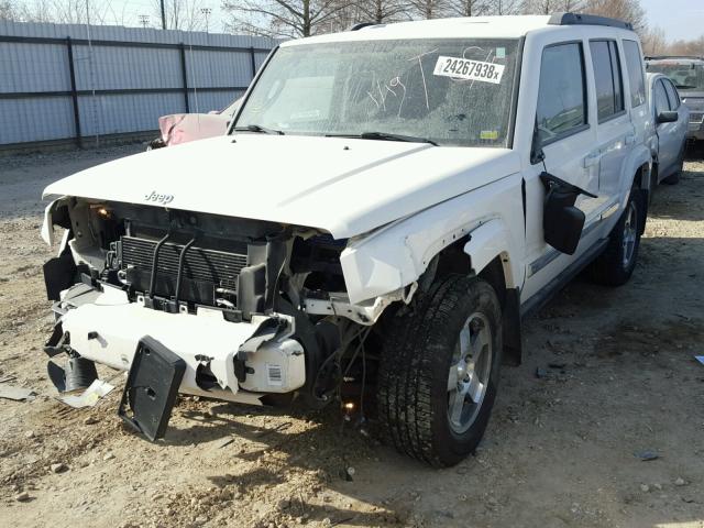 1J4RG4GK6AC156703 - 2010 JEEP COMMANDER WHITE photo 2