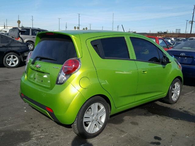 KL8CB6S91EC587152 - 2014 CHEVROLET SPARK LS GREEN photo 4