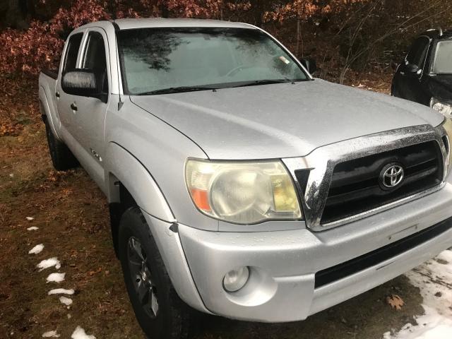 5TEMU52N55Z108584 - 2005 TOYOTA TACOMA DOU SILVER photo 2