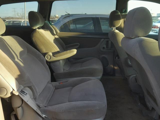 5TDZA23C84S123764 - 2004 TOYOTA SIENNA SILVER photo 6