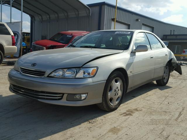 JT8BF28G610311176 - 2001 LEXUS ES 300 TAN photo 2