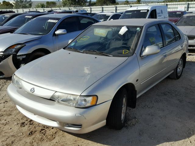 1N4AB41D4XC736381 - 1999 NISSAN SENTRA BAS GOLD photo 2