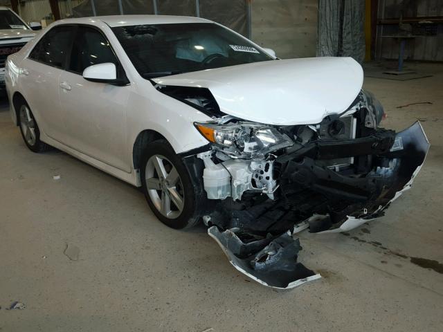 4T1BF1FK5EU379286 - 2014 TOYOTA CAMRY L WHITE photo 1