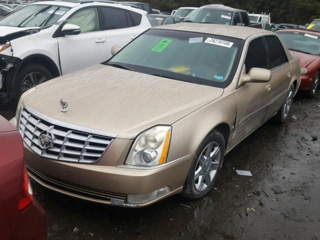 1G6KD57Y26U140237 - 2006 CADILLAC DTS GOLD photo 2