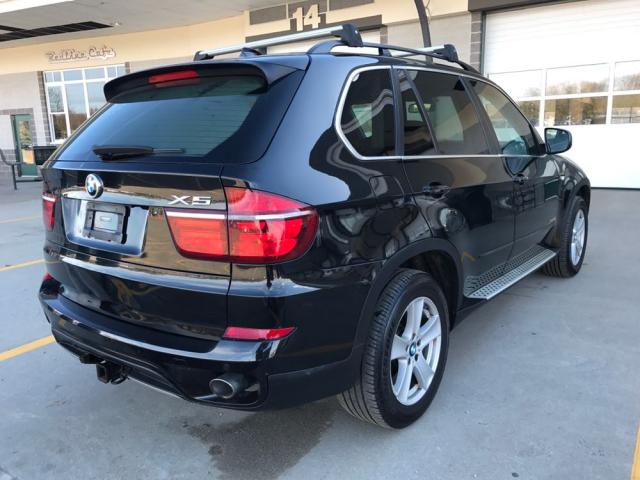 5UXZW0C58D0B93518 - 2013 BMW X5 XDRIVE3 BLACK photo 4