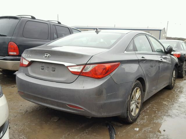 5NPEB4AC0DH632392 - 2013 HYUNDAI SONATA GLS GRAY photo 4