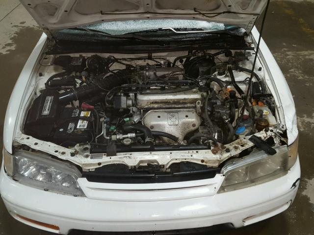 1HGCD5647SA054810 - 1995 HONDA ACCORD LX WHITE photo 7