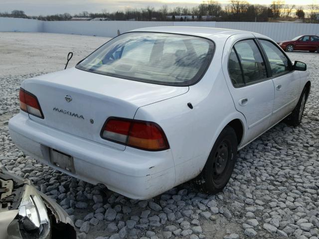 JN1CA21D8WT523011 - 1998 NISSAN MAXIMA GLE WHITE photo 4