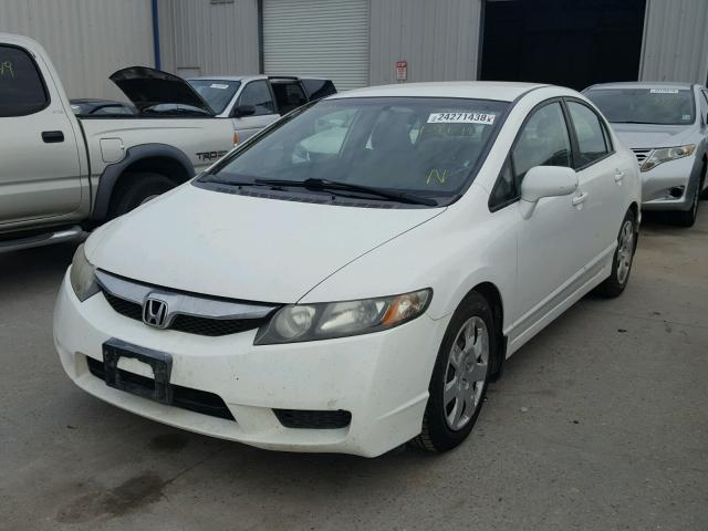 1HGFA16519L018441 - 2009 HONDA CIVIC LX WHITE photo 2