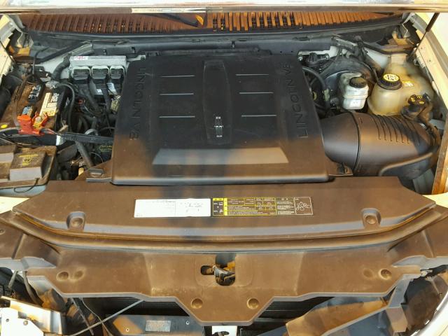 5LMFU28545LJ21980 - 2005 LINCOLN NAVIGATOR WHITE photo 7