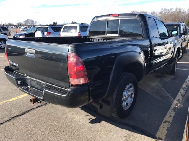 5TEUX42N07Z370467 - 2007 TOYOTA TACOMA ACC BLACK photo 4