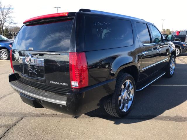 1GYUKHEF4AR198953 - 2010 CADILLAC ESCALADE E BLACK photo 4