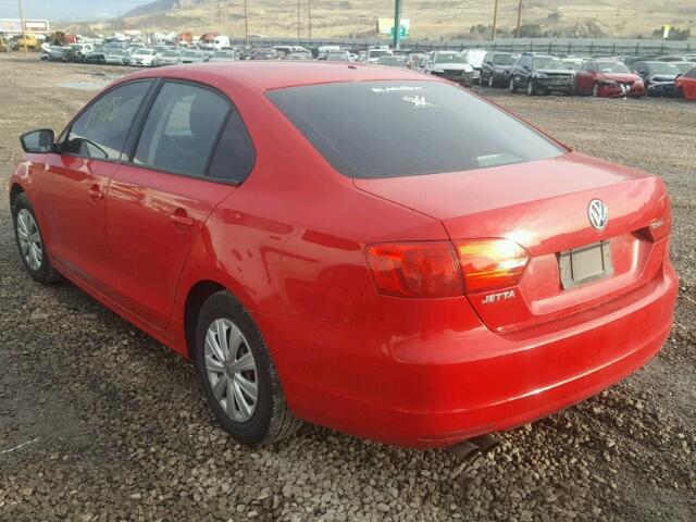 3VW2K7AJ4CM406252 - 2012 VOLKSWAGEN JETTA BASE RED photo 3