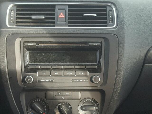 3VW2K7AJ4CM406252 - 2012 VOLKSWAGEN JETTA BASE წითელი ფოტო 9