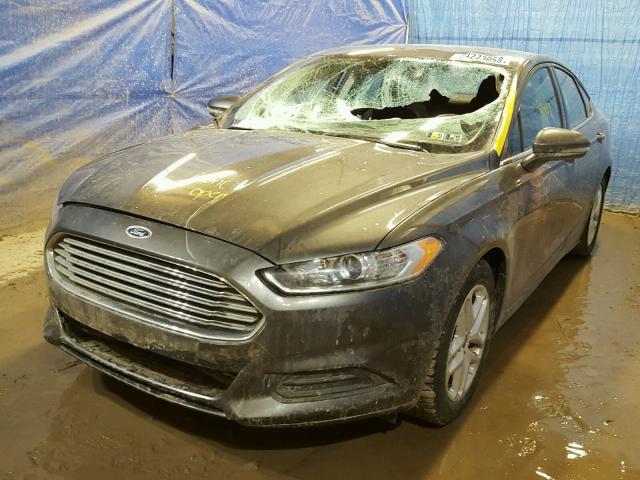 3FA6P0H75GR334192 - 2016 FORD FUSION SE GRAY photo 2