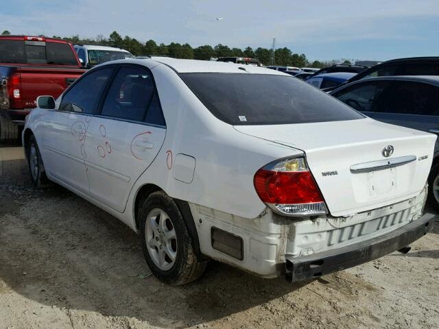 4T1BE32KX6U741778 - 2006 TOYOTA CAMRY LE WHITE photo 3