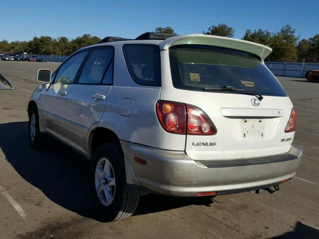 JT6HF10UXY0134432 - 2000 LEXUS RX 300 WHITE photo 3