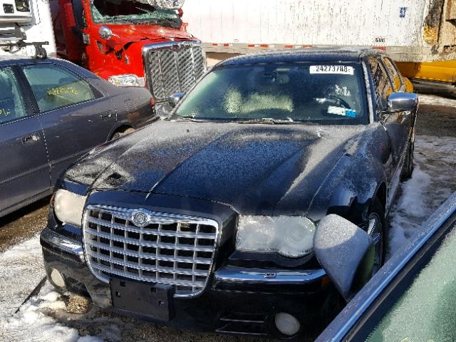 2C3AA63H05H119325 - 2005 CHRYSLER 300C BLACK photo 2