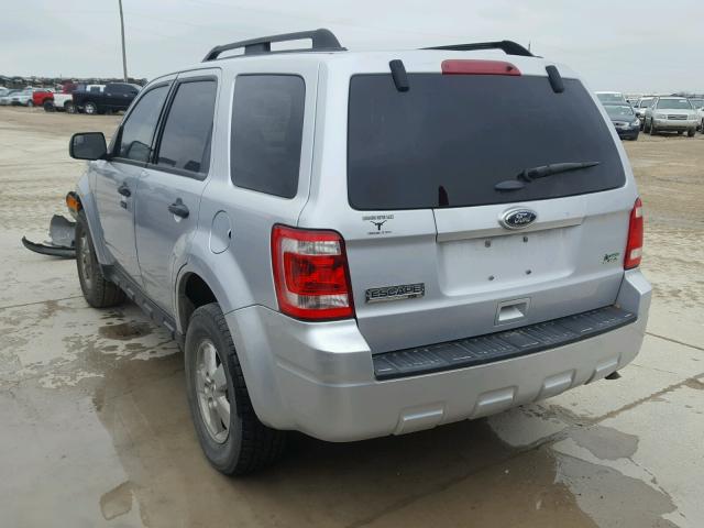 1FMCU0DG5CKA64094 - 2012 FORD ESCAPE XLT SILVER photo 3