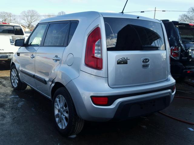 KNDJT2A69C7384818 - 2012 KIA SOUL + SILVER photo 3