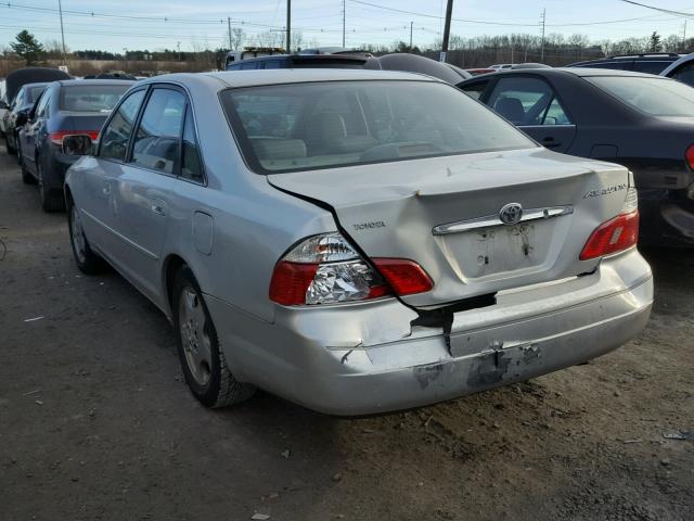 4T1BF28B33U271328 - 2003 TOYOTA AVALON XL SILVER photo 3