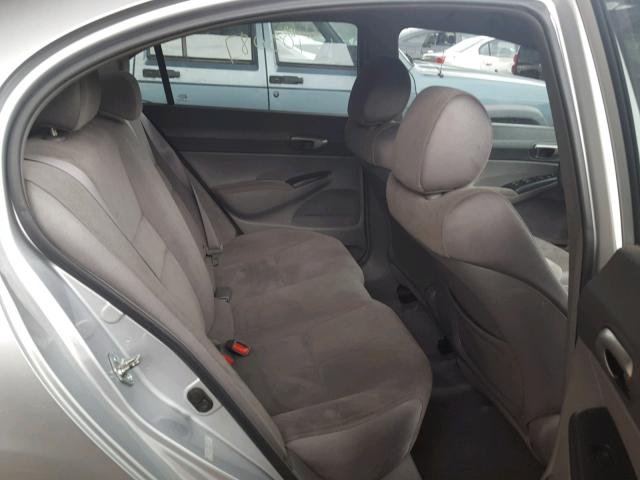 1HGFA16556L104444 - 2006 HONDA CIVIC LX SILVER photo 6