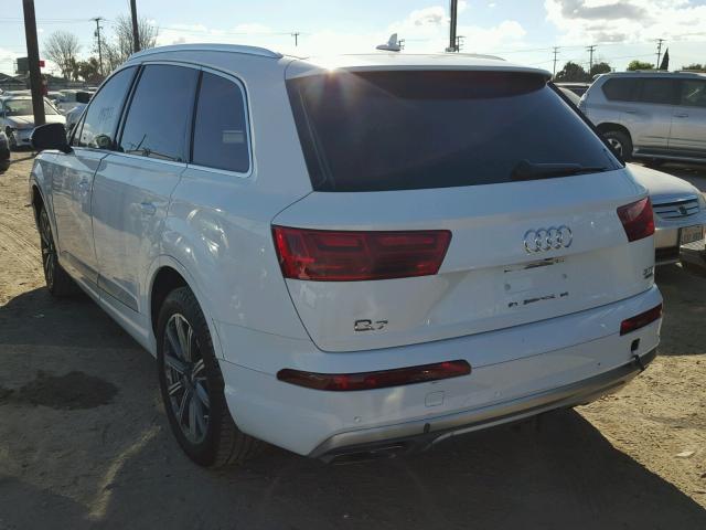 WA1LAAF76HD017775 - 2017 AUDI Q7 PREMIUM WHITE photo 3