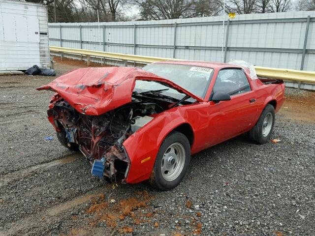 1G1FP21HXHN185624 - 1987 CHEVROLET CAMARO RED photo 2