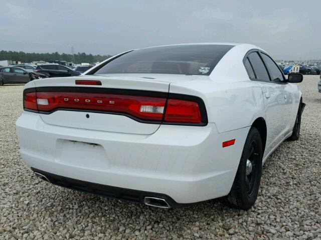 2C3CDXAT9CH152673 - 2012 DODGE CHARGER PO WHITE photo 4