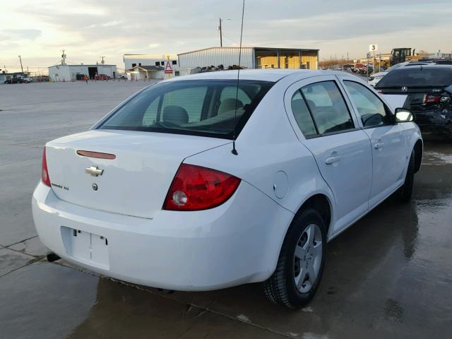 1G1AK58F387296793 - 2008 CHEVROLET COBALT LS WHITE photo 4