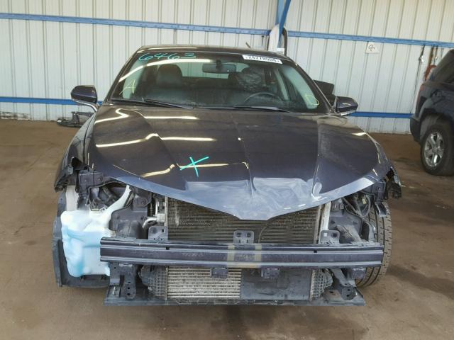 3LN6L2G90DR808562 - 2013 LINCOLN MKZ GRAY photo 9