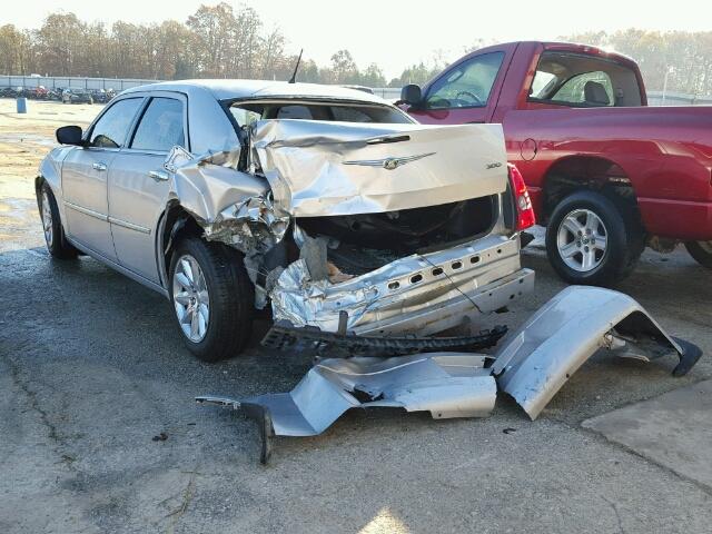 2C3KA43R08H312774 - 2008 CHRYSLER 300 SILVER photo 3