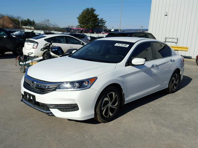 1HGCR2F35HA069693 - 2017 HONDA ACCORD LX WHITE photo 2